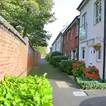 Luxurious Townhouse In Central Manchester